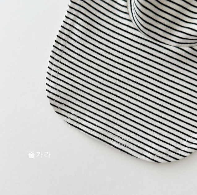 Fake Polar (Detachable Turtleneck)