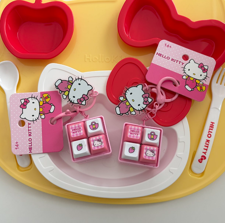 Pink Keyboard Melody Keyring