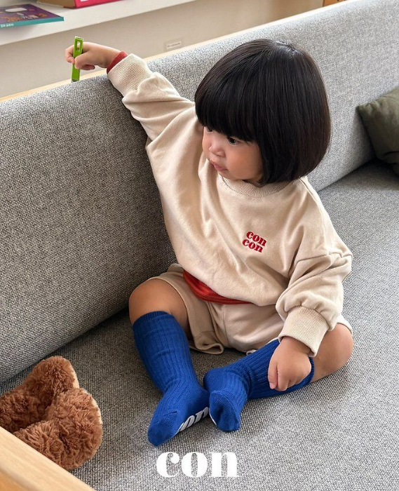 [CON] Ribbed Socks