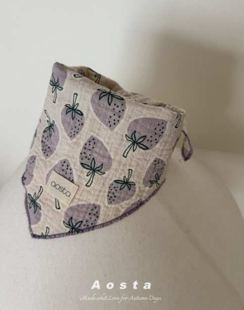[AOSTA] Strawberry Scarf
